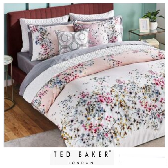 Ted Baker London Bedding Ted Baker Jasmine Pink Multi Floral Duvet Cover 5 Pc Set King Size